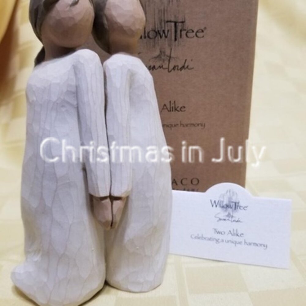 Willow Tree Susan Lordi Two Alike Friend or Sister Figurine #26148 with box